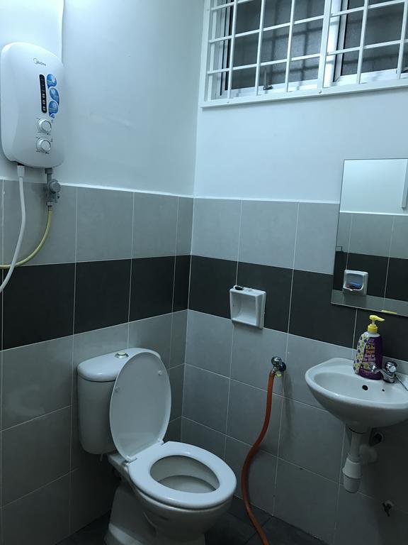 קואלה טרנגאנו Apartment In Ladang Tok Pelam מראה חיצוני תמונה